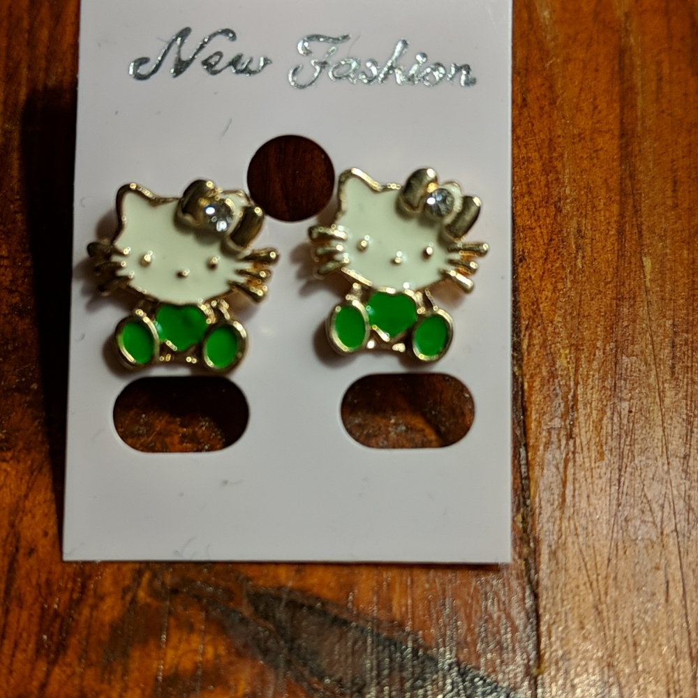 Hello Kitty earrings